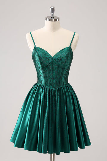 Vestido de fiesta plisado con tirantes finos y corte en A verde oscuro